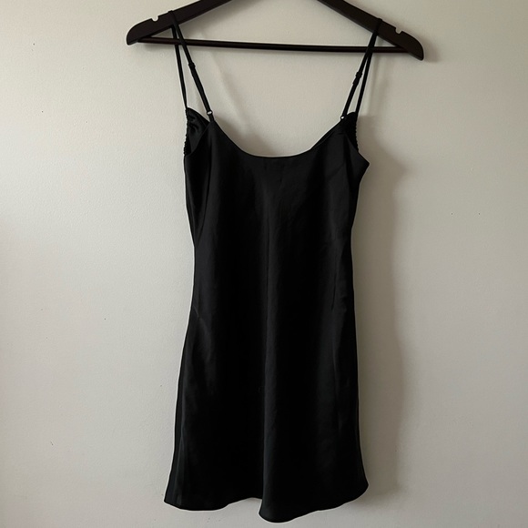 wilfred Allusion Dress - Picture 2 of 4